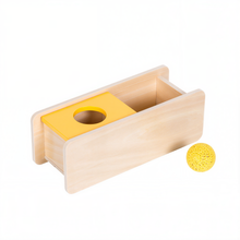 Imbucare Box with Flip Lid - Knitted Ball