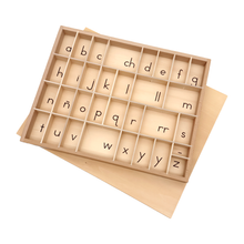 Small Movable Alphabet Box (Spanish)